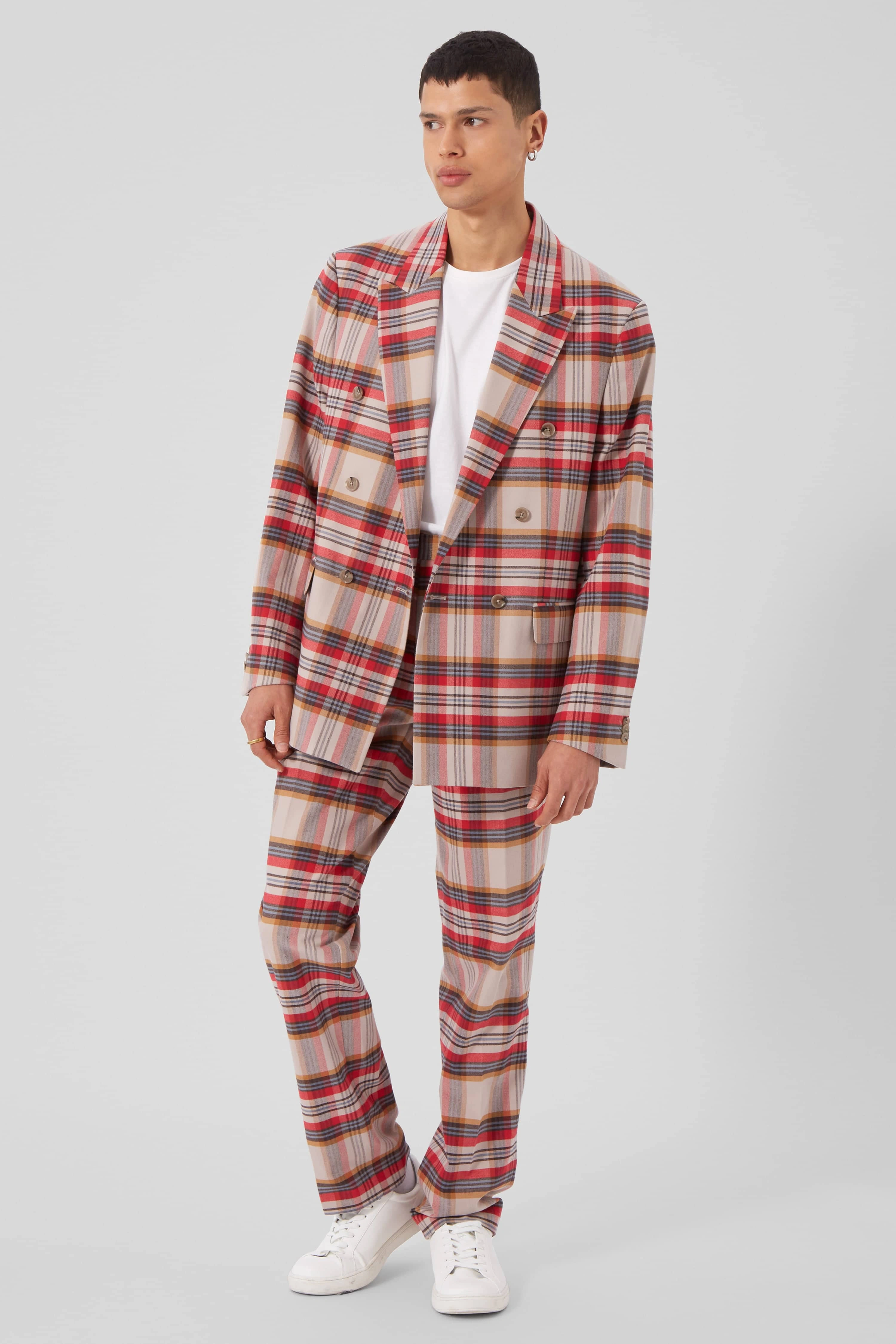 Abidal's Red Check Oversized Blazer – Archive Find. Effortless Chic. Get Yours Now.